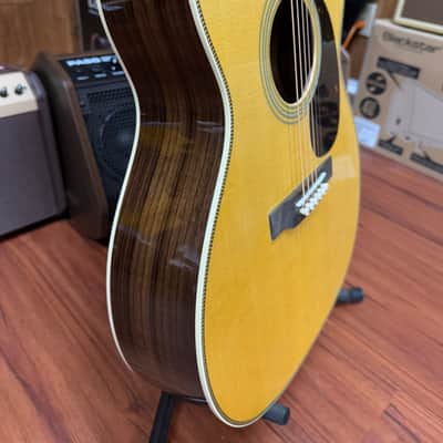 Martin 000-28 Standard Series Auditorium Acoustic Guitar.- Natural Gloss- w/hard case New! image 4