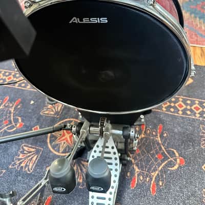 Alesis Strike Kit Electronic Drum Set 2019 - Black / Red image 10
