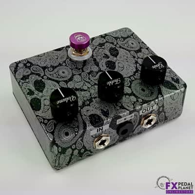 Flattley Guitar Pedals Centurion 2023 - Sugar Skulls image 7