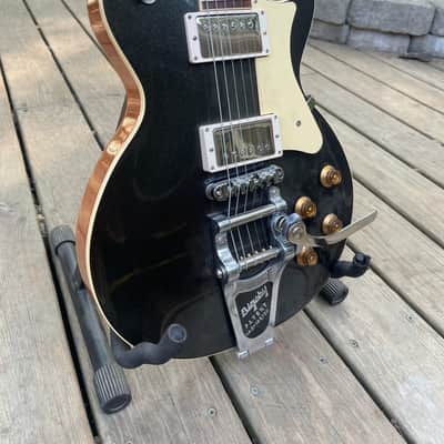 Heritage H-150 Custom Shop Electric Guitar with Bigsby Tailpiece and Case 2023 Space Black image 2