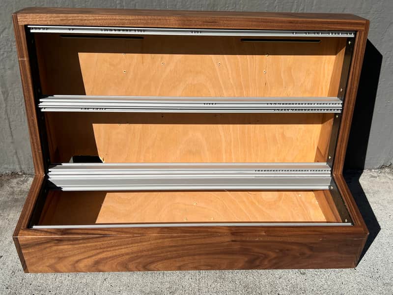 3x104 HP Walnut Case (Pre-Owned) image 1