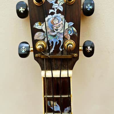 Immagine A Rare Eric Beharrell Baritone ukulele -2007 - 2