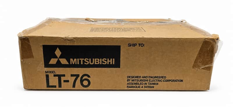 Mitsubishi LT-76 Fully Automatic Linear Tracking Turntable - NEW Open Box NOS
