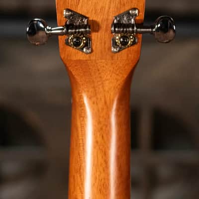 Lanikai MA-T Mahogany Tenor Ukulele with Padded Gig Bag image 6