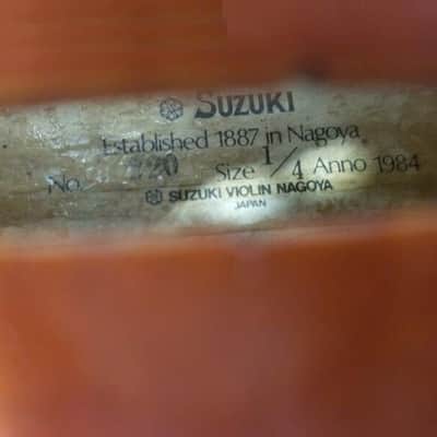 Suzuki No.220 size 1/4 Violin, Japan 1984, Very Good Condition, with case/bow image 2