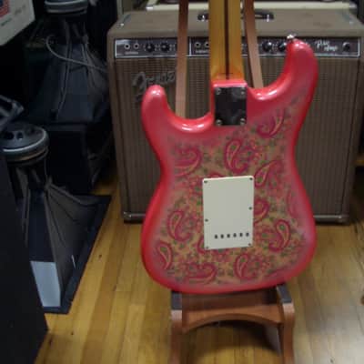 Fender Stratocaster 1999 - Paisley image 5