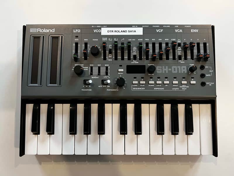 Roland SH-01A Boutique Series Synthesizer Module with K-25m Keyboard 2017 - Present - Gray image 1