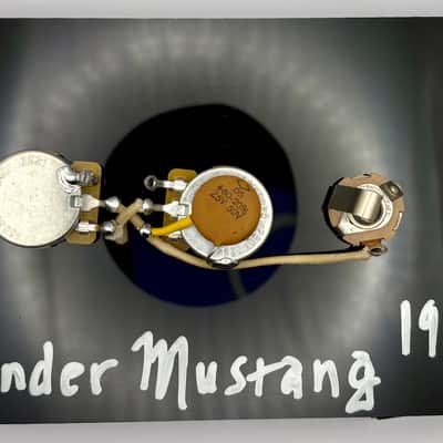 Fender Mustang 1960's wiring harness upgrade with 0.05uF 50v vintage ceramic capacitor image 1
