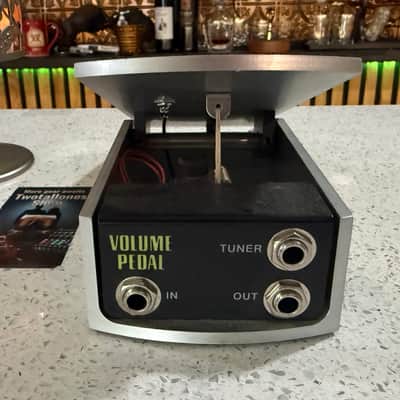 Ernie Ball VPJR 250K Volume Pedal Junior 6180 w/ Tuner Output – Silver image 3