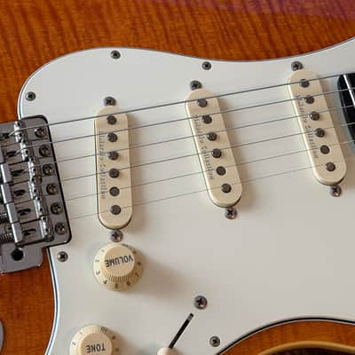 RARE&CLEAN! Fender Japan AST-110DMC Aerodyne Special Flame Maple Top Stratocaster 2006-2008 - Flame Amber Japanese-Market-only Model w/Vanzandt Pup Upgraded MIJ image 3