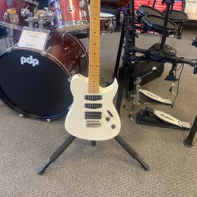 Squier Bullet 1980’s - White image 2