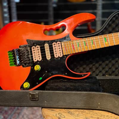 Ibanez JEM777SK 1988 - Shocking Pink image 9