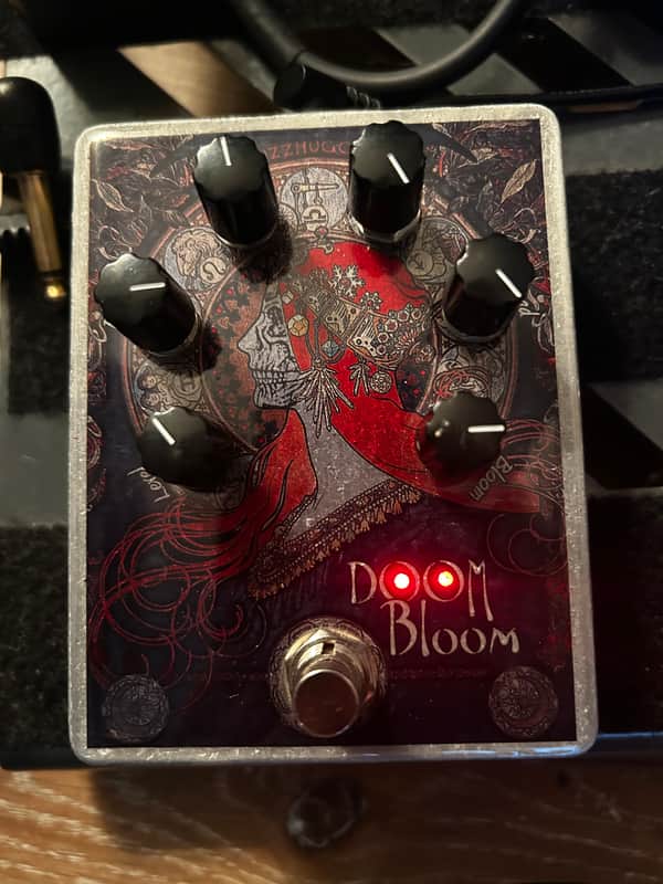 Fuzzhugger Doom Bloom