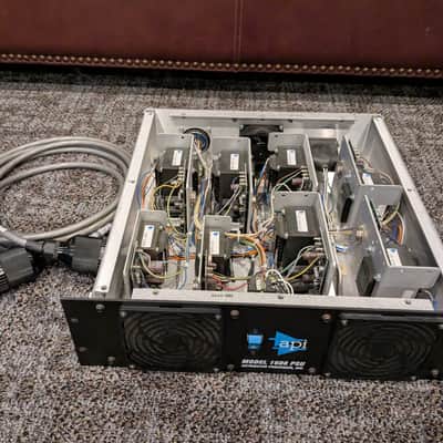 API 1608 - 16 Channel Console image 13