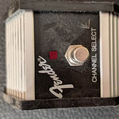Fender Super 60 2-Channel 60-Watt 1x12" Guitar Combo 1988 - 1992 - Black : RED KNOB image 9