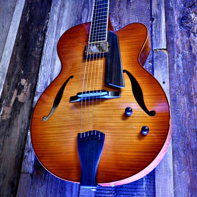 Sadowsky Jim Hall Archtop - Violin Burst image 22