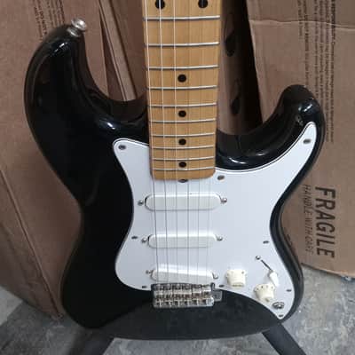 Squier Bullet 3S 1983 - 1984 in Black SQ serial number Made in Japan image 3