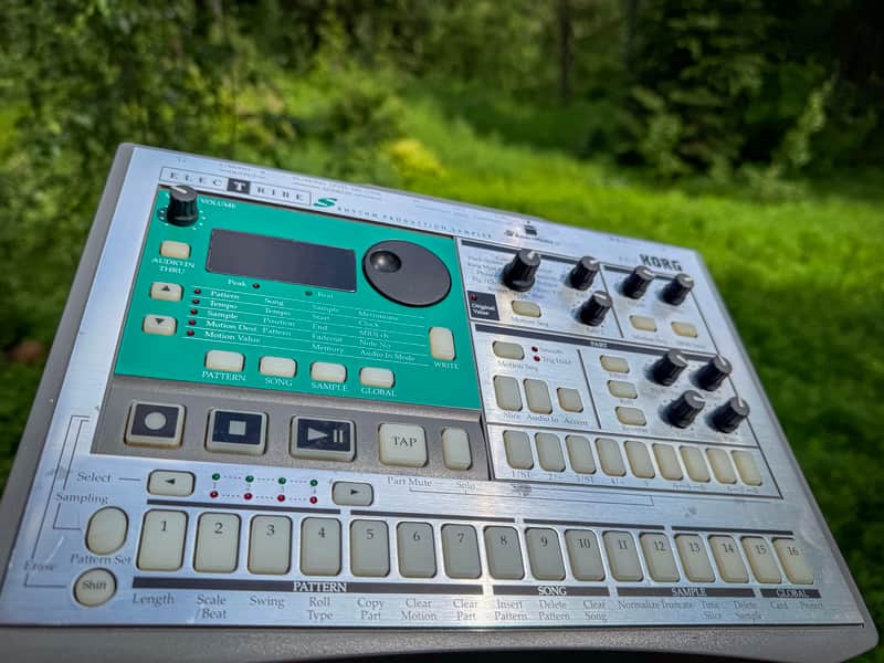 Korg Electribe-S ES-1 Rhythm Production Sampler image 1