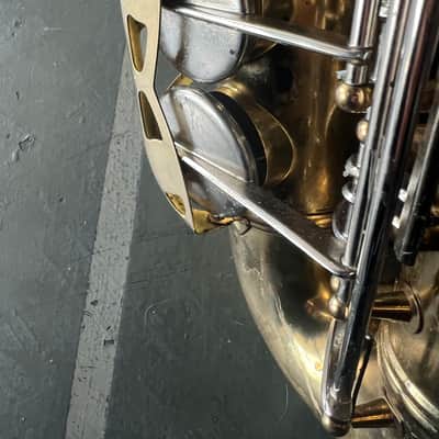 Evette Alto sax image 12