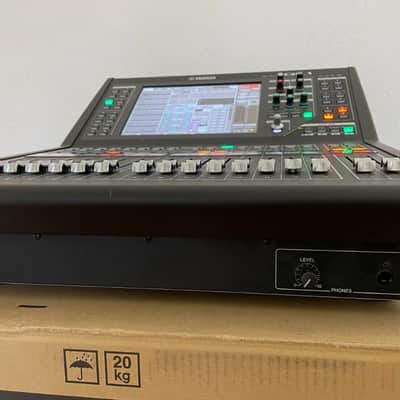 YAMAHA QL1 Digital Mixing Console EXCELlent condition with gurrantee and shipping fast image 5
