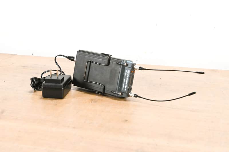 Sennheiser EK 3041-U True Diversity UHF Slot-In Wireless Receiver CG012CL image 1