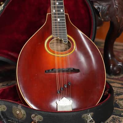 (Used) 1917 Vintage Gibson A-4 Cherry Sunburst Oval-Hole Teardrop A-Style Mandolin #1550 image 1