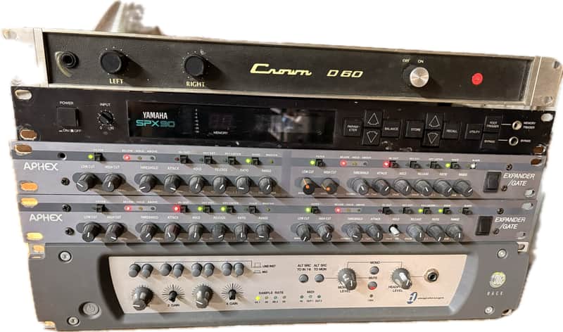 Crown DC 16 1975 - Greenish image 1