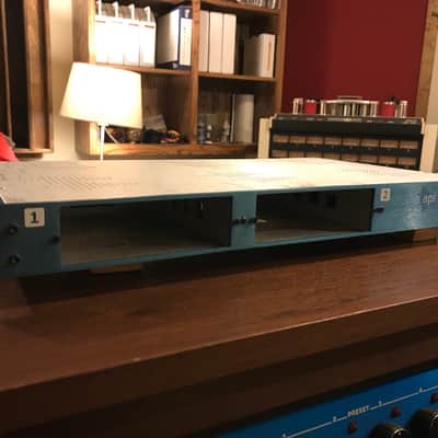 API 500H 2 space 500 series rack image 1