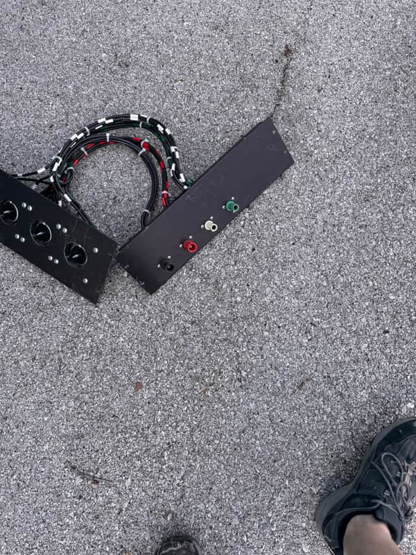 Mini Cam Connector to 50A ll550c rack mount image 1