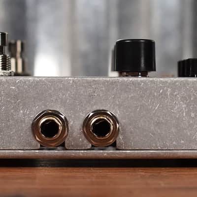 Electro-Harmonix EHX Attack Decay Tape Reverse Simulator Guitar Effect Pedal image 4