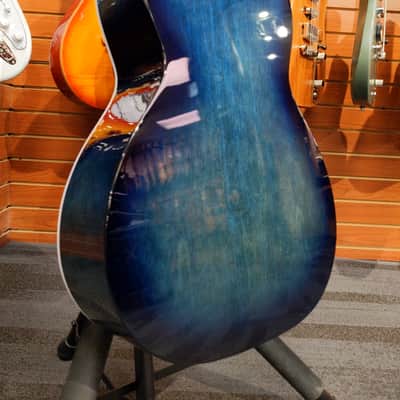 Art & Lutherie Roadhouse Parlor Q-Discrete Indigo Burst image 6