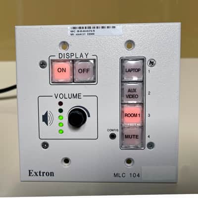 EXTRON MLC 104 IP  MediaLink Remote Controller (4) Input Switcher image 3