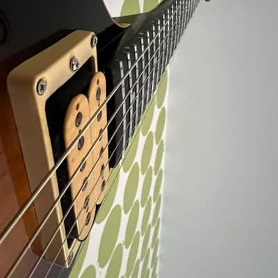 Gibson The Flying V CMT 1981-1985 - Sunburst image 6
