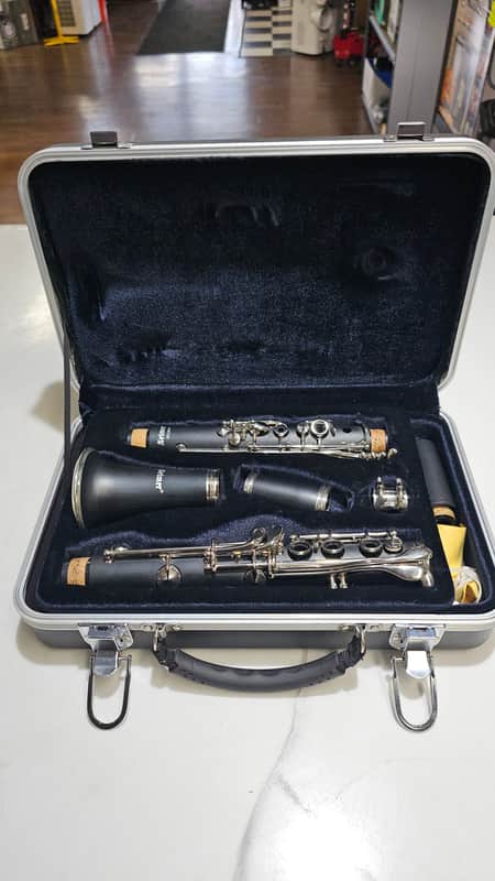 Selmer SCL201N Student Bb Clarinet,with Case and MouthPiece image 1