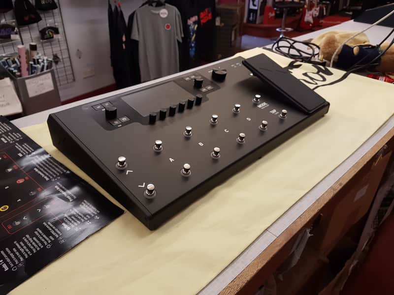 Line 6 Helix LT 2017 - Present - Black image 1