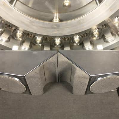 Vintage Bose 201 Direct/Reflecting Speaker Pair image 4