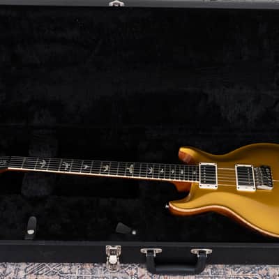 PRS Santana Retro 2023 - Gold Top image 16