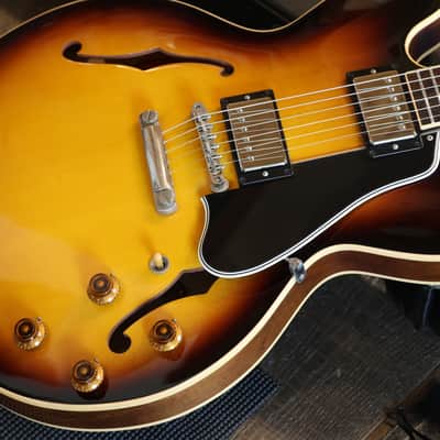 2012 Gibson Custom Shop ES-335 1959 Historic Reissue Semi-Hollow Electric Guitar Vintage Sunburst + COA OHSC image 6