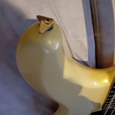 Ibanez MC924-PW Musician Bass 1982 - 1985 - Polar White image 3