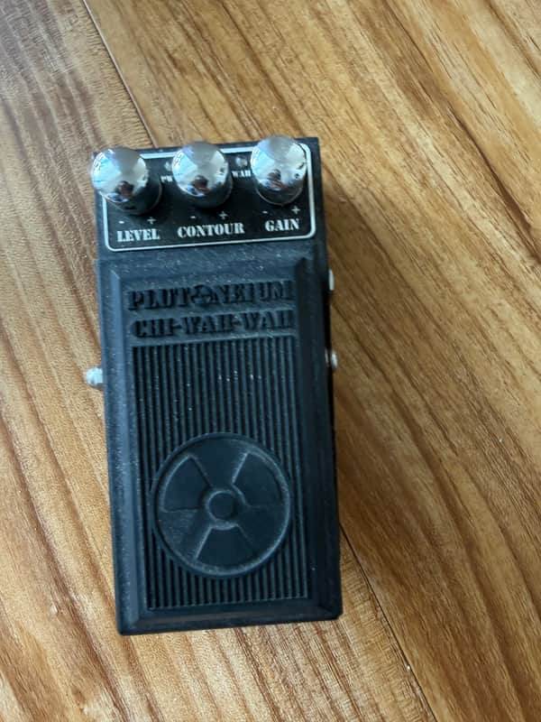 Plutoneium Chi-Wah-Wah Compact Analog Wah Pedal