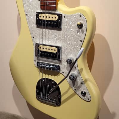 Custom Designed & Crafted Jazz Master Style - Vintage Cream- Serial #082 2025 - B-Stock image 3