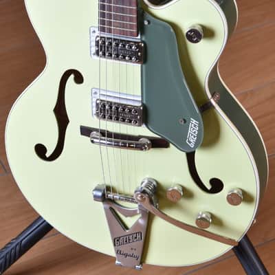 Gretsch G6118T-SGR Players Edition Anniversary 2-Tone Smoke Green Bigsby image 12