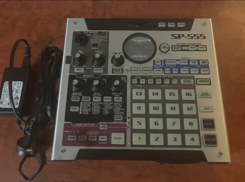 Roland SP-555 Sampler 2007 - 2013 - Gray image 1