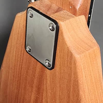 Vintage Strings Flying V - Soild Mahogany 2020's - Natural Matt image 8