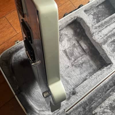 DEMO VIDEO Epiphone Airscreamer (US Customers Tax included in shipping price) 2003 - Metallic Silver with Airstream Graphic image 17