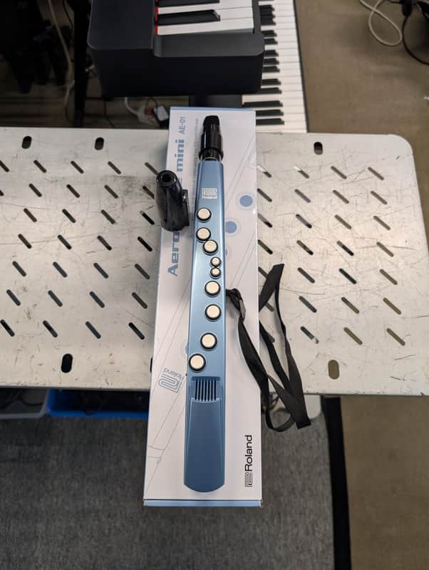 Roland AE-01 Aerophone Mini image 1