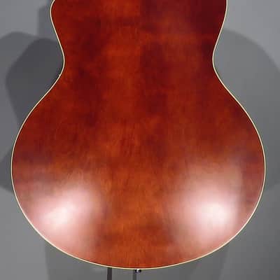 Godin 5th Avenue Kingpin II 2025/26 - Cognac Burst image 4