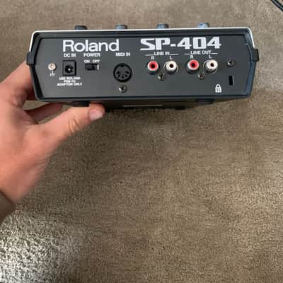 Roland SP-404 Sampler image 3