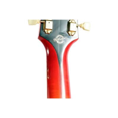 Gibson Johnny Cash SJ-200 Signature Limited-Edition Acoustic Guitar Regular Vintage Cherry Sunburst image 7