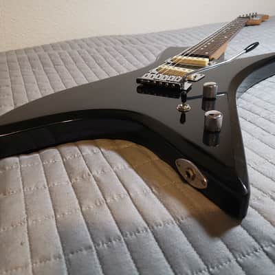 *RARE* 1980's Hondo H-2 (Korea) - Black w/SETUP/FRETWORK image 3